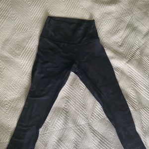 Lululemon aligns. Camo